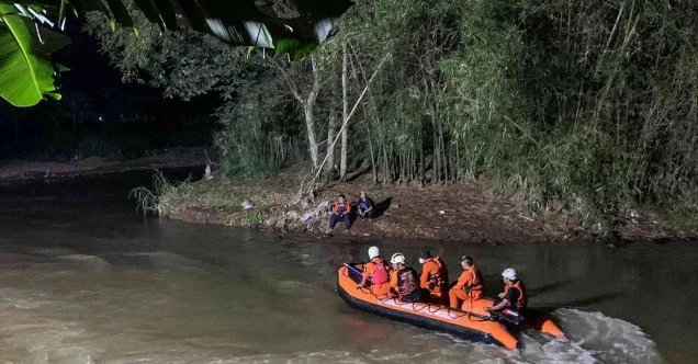 Endonezya’da nehir temizliğinde facia: 11 çocuk boğuldu