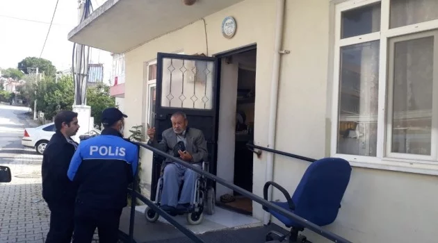Engelli yaşlı adamın, ’Milli Dayanışma Kampanyası’ na 10 TL bağışı