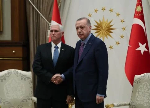 Erdoğan, ABD Başkan Yardımcısı Pence ile bir araya geldi