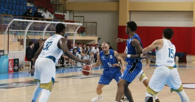 Erkekler Basketbol 1. Ligi: Global Connect Travel Düzce: 71 - Kocaeli Büyükşehir Belediyesi Kağıtspor: 73