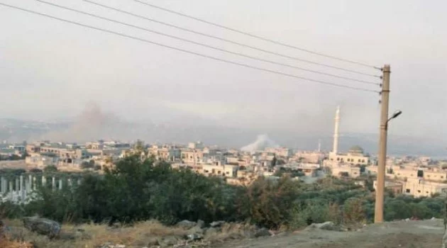 Esad güçlerinden İdlib’e topçu saldırısı: 7 yaralı