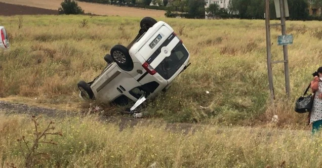 Eskişehir’de hafif ticari araç ile otomobil çarpıştı: 1 ölü, 3 yaralı