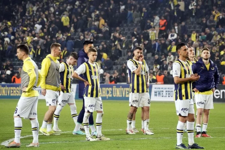 Fenerbahçe liderliği kaptırdı