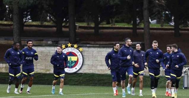 Fenerbahçe, İstanbulspor maçı hazırlıklarını sürdürdü