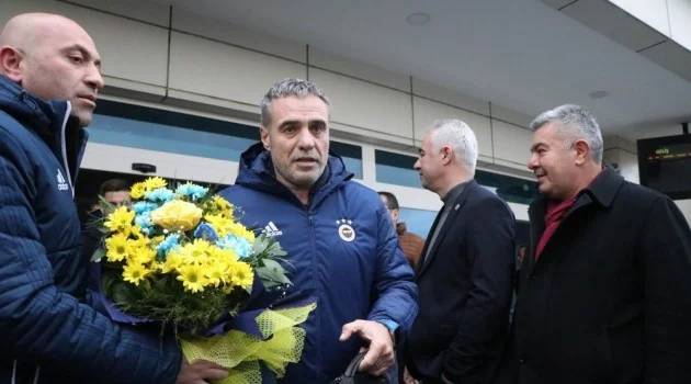 Fenerbahçe’ye Kayseri’de coşkulu karşılama