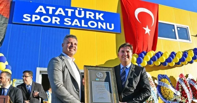 Fethiye’de yapımı tamamlanan Atatürk Spor Salonu hizmete açıldı