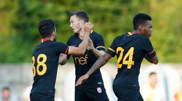 Galatasaray hazırlık maçından 3-1 mağlup ayrıldı