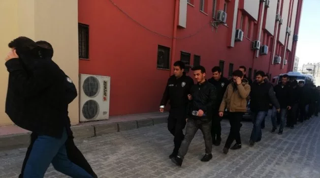 Gözaltına alınan FETÖ’cülerden 4’ü tutuklandı