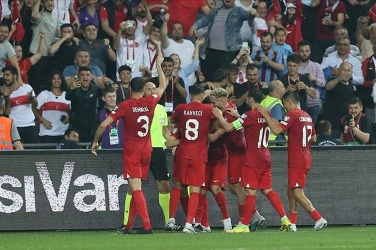 Hırvatistan - Türkiye maçının biletleri 8 dakikada tükendi