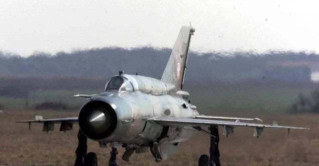 Hırvatistan’da Mig-21 savaş uçağı düştü