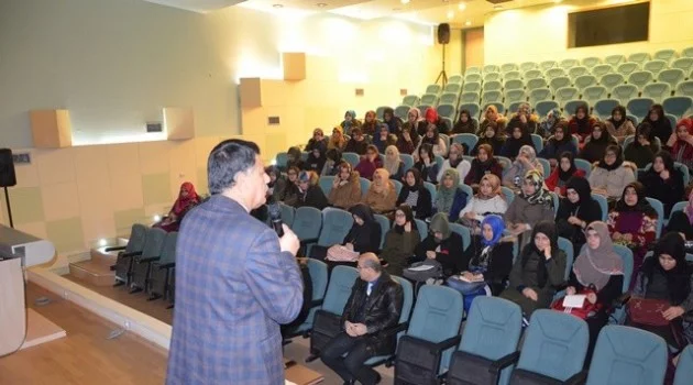 HRÜ 9’uncu sınıf  öğrencilerine yönelik seminer düzenlendi