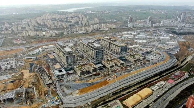 İBB şehir hastanesinin yol inşaatlarını durdurdu