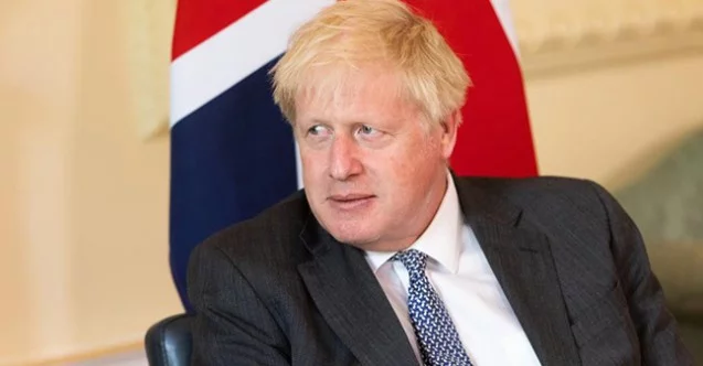 İngiltere Başbakanı Johnson: “Yaptırımlar, Putin’in savaş makinesi kalbini vuracak”