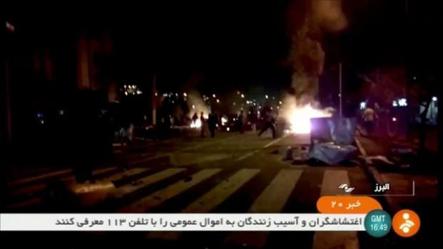 İran yanıyor! Ölü sayısı 13 oldu, göstericilere ateş açtılar...