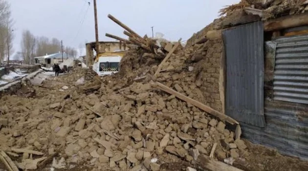 İran’da 5.7 şiddetinde deprem