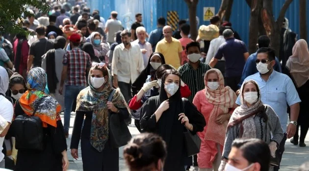 İran’da son 24 saatte korona virüsten rekor sayıda ölüm kayda geçti