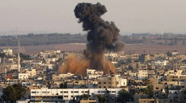 İsrail Gazze’yi vurdu: 4 yaralı