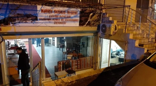 İstanbul Emniyet Müdürlüğü, korona virüs yasaklarına uymayanlara ceza yağdırdı