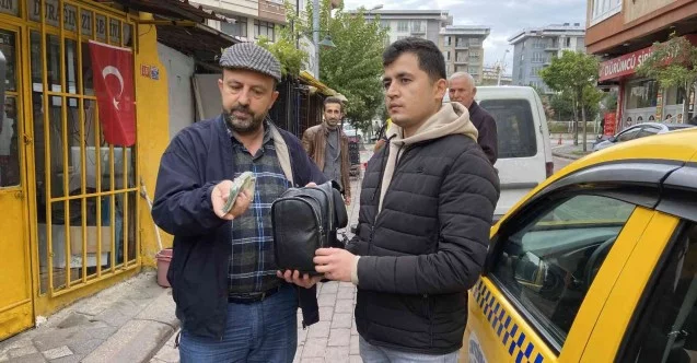 İstanbul’da taksi şoföründen örnek davranış