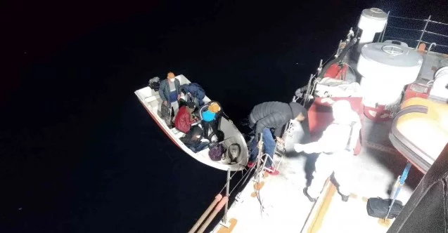 İzmir açıklarında 38 düzensiz göçmen yakalandı