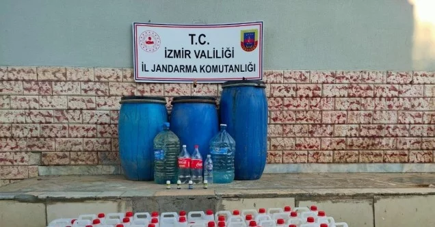 İzmir’de iki ilçede jandarmadan kaçak içki operasyonu
