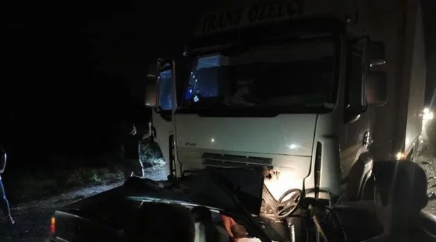 Kahramankazan’da feci trafik kazası: 2 ölü 1 ağır yaralı