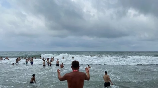 Karadeniz’de boğulma vakaları gençleri gönüllü cankurtaranlığa yönlendirdi