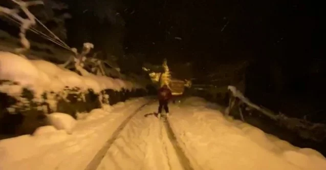 Kardan kapanan köy yolunu kayak merkezine çevirdi