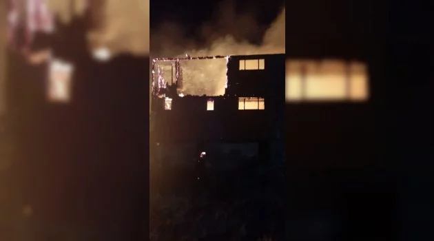 Kastamonu’da iki ev yangında küle döndü