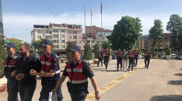 Bursa'da kendisine küfür eden arkadaşına kurşun yağdırdı