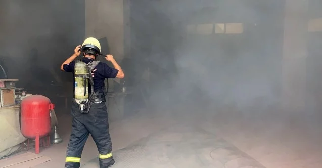 Kimya fabrikasının deposunda korkutan yangın