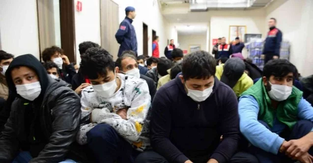 Kocaeli’de 33 düzensiz göçmen sınır dışı edildi