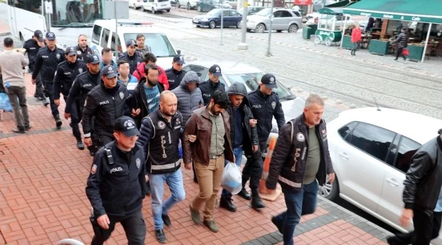 Kocaeli’de FETÖ’den gözaltına 14 kişiden 2’si tutuklandı