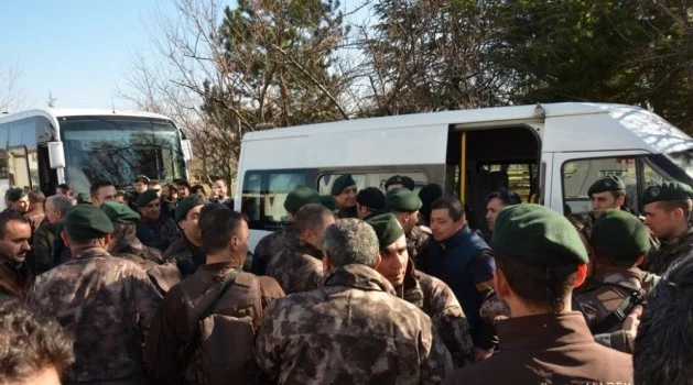 Konya’da özel harekat polisleri, Afrin’e uğurlandı