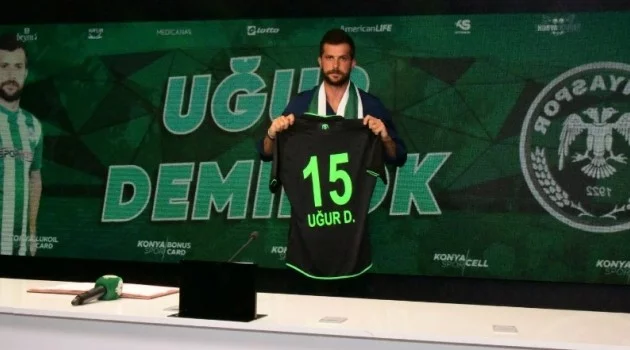 Konyaspor, Uğur Demirok ile 2+1 yıllık sözleşme imzaladı