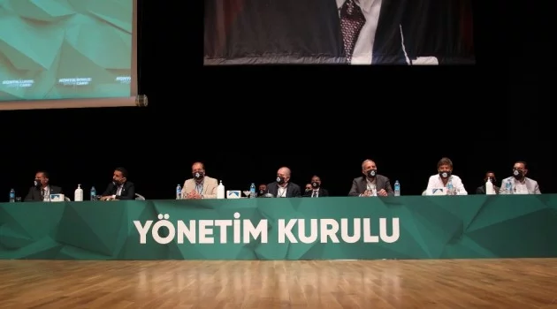 Konyaspor’da Hilmi Kulluk yeniden başkan seçildi