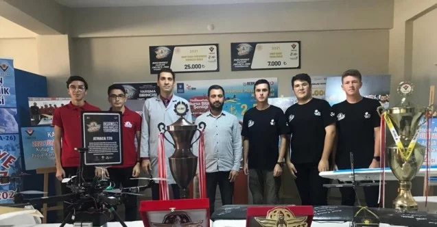 Liseli öğrenciler İHA yarışmalarında Türkiye dereceleri kazandı