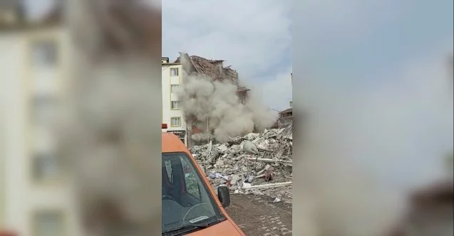 Malatya’da meydana gelen depremde binaların yıkılma anı cep telefonuna yansıdı