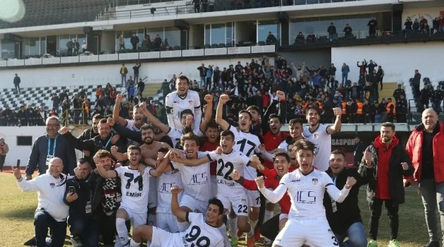 Manisaspor 25 hafta sonra sahadan galibiyetle ayrıldı