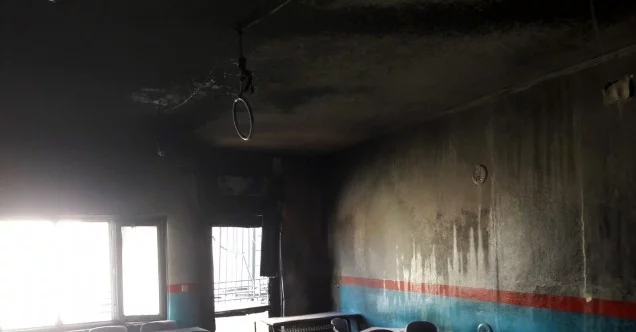 Mardin’de özel öğretim kursunda çıkan yangında 5 öğrenci dumandan etkilendi
