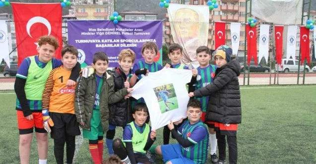 Minik futbolcular, Yiğit Demirel için top koşturdu