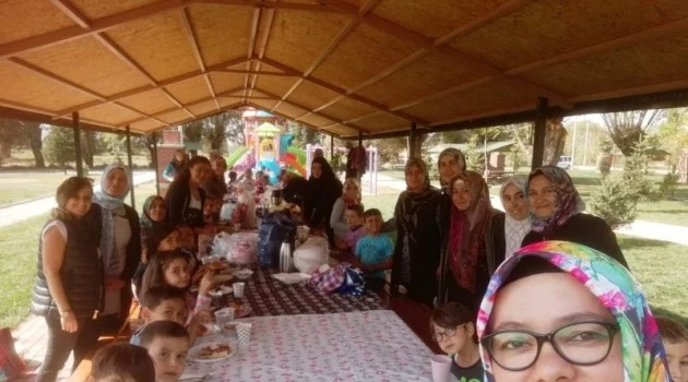 Minik öğrencilerden Şehit İbrahim Imış Hors mesire alanında piknik