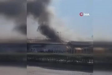 Mobilya imalathanesinde korkutan yangın