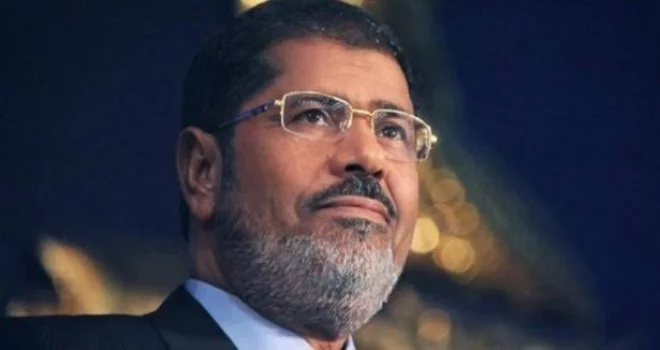 Muhammed Mursi, mahkeme salonunda hayatını kaybetti