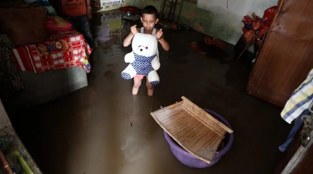 Muson yağmurları Hindistan ve Nepal’de bilançoyu artırıyor