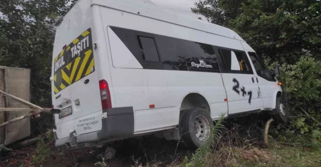 Ordu’da fındık işçilerini taşıyan minibüs kaza yaptı: 13 yaralı