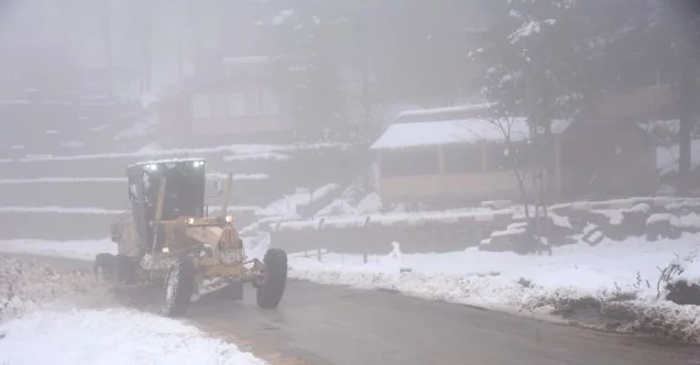 Osmaniye’de kardan kapanan yayla ve köy yolları açıldı