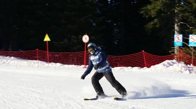 (Özel haber) Karnelerini alan öğrenciler, kayak merkezlerine koştu