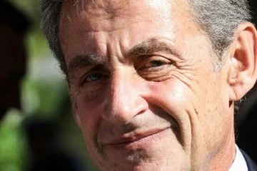 Paris Temyiz Mahkemesinden Sarkozy’e elektronik kelepçe kararı