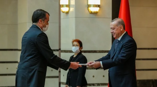 Polonya Büyükelçisi Kumoch, Cumhurbaşkanı Erdoğan’a güven mektubu sundu